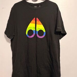 🌈 Moose Knuckles Pride Rainbow Logo Black Tee Size L limited edition